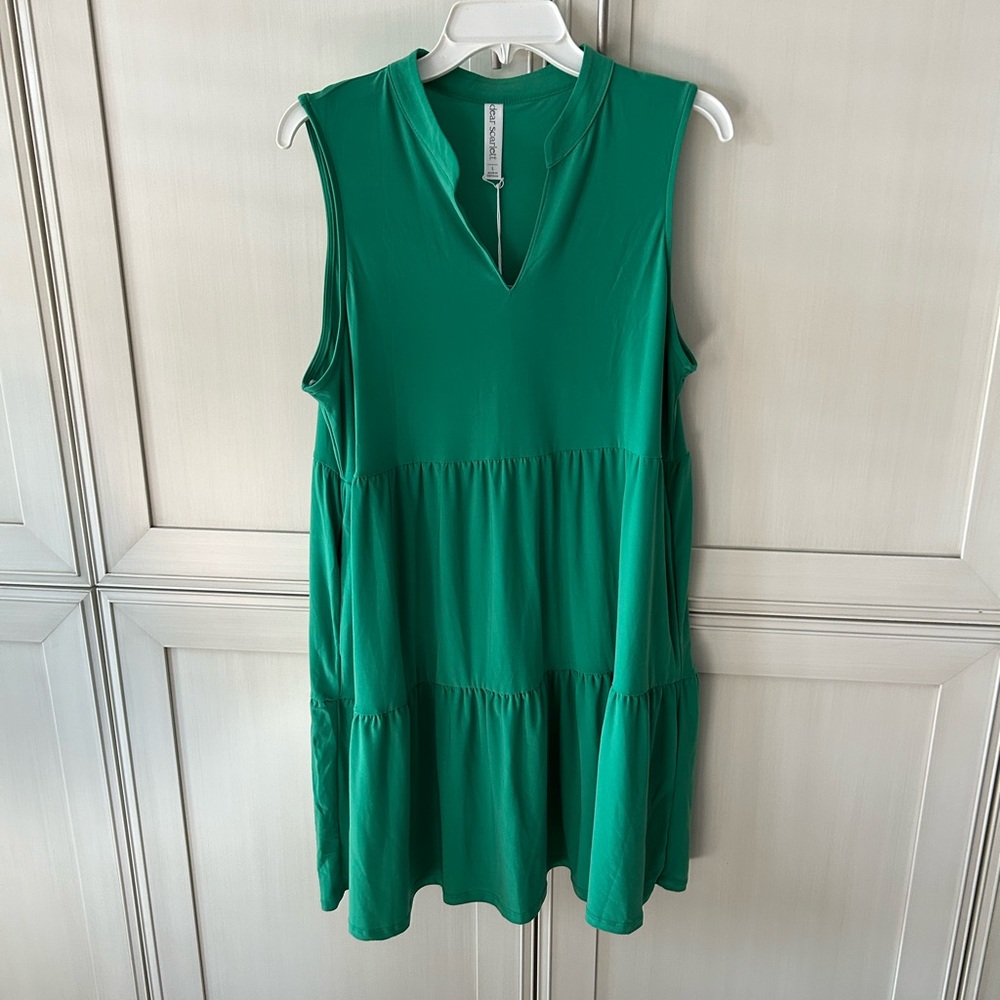 Dear Scarlett Sleeveless Kelly Green Tiered Dress